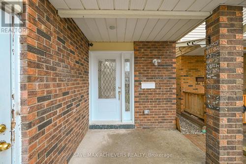 31 Histon Crescent, Brampton, ON - Outdoor With Exterior