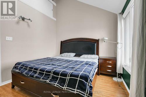 1105 Gablefield Pvt Crescent E, Ottawa, ON - Indoor Photo Showing Bedroom