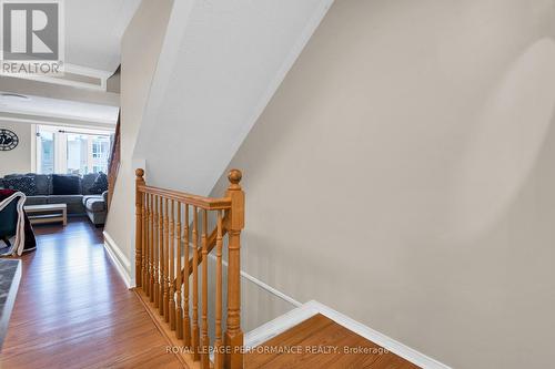 1105 Gablefield Pvt Crescent E, Ottawa, ON - Indoor Photo Showing Other Room