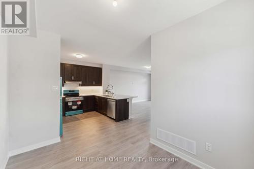 78 Lignite Pvt, Ottawa, ON 