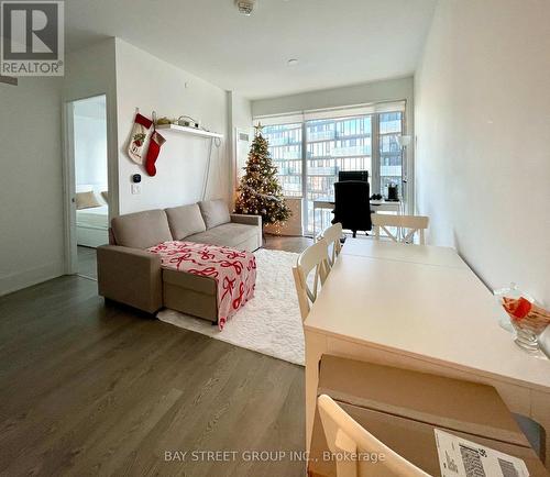 2010 - 470 Front Street W, Toronto, ON - Indoor Photo Showing Living Room