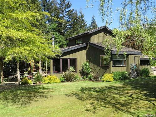 1885 Central Rd, Hornby Island, BC 