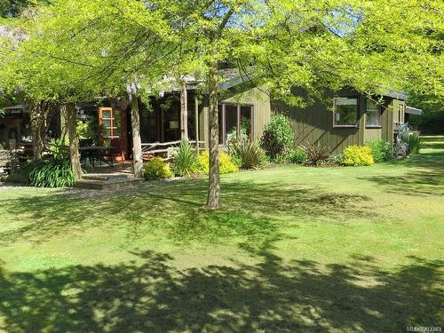 1885 Central Rd, Hornby Island, BC 