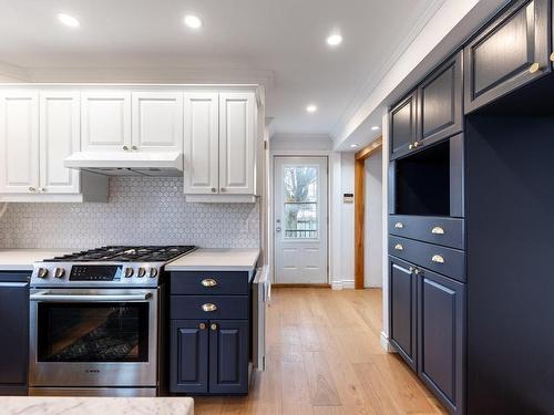 Kitchen - 1003 Rue Faessler, Beloeil, QC - Indoor Photo Showing Kitchen With Upgraded Kitchen