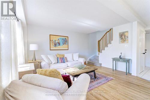 1126 Beechnut Road, Oakville, ON - Indoor Photo Showing Living Room