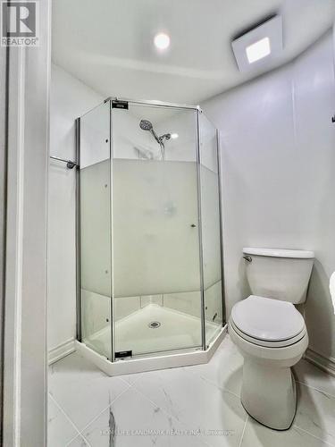 1126 Beechnut Road, Oakville, ON - Indoor Photo Showing Bathroom