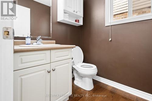 1372 Pleasantview Drive, London, ON - Indoor Photo Showing Bathroom