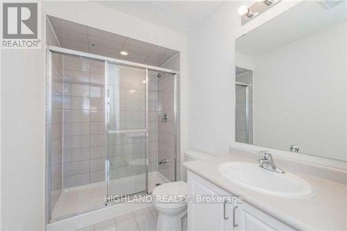 471 Grindstone Trail, Oakville, ON - Indoor Photo Showing Bathroom