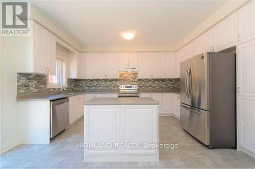 471 Grindstone Trail, Oakville, ON - Indoor Photo Showing Kitchen With Upgraded Kitchen