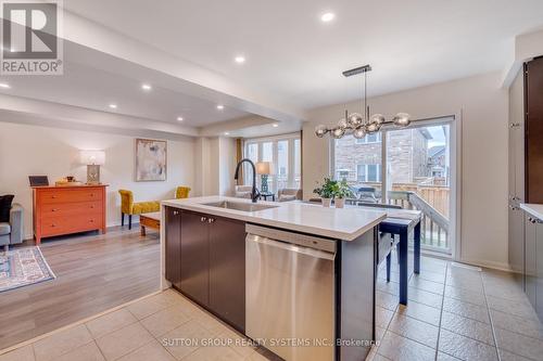 299 Mortimer Crescent, Milton, ON - Indoor Photo Showing Kitchen