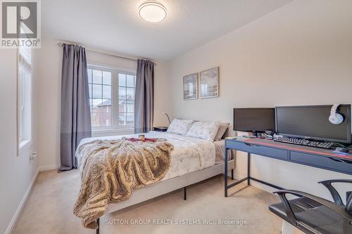 299 Mortimer Crescent, Milton, ON - Indoor Photo Showing Bedroom