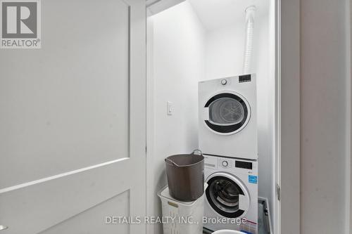 135 Duford Street, Ottawa, ON - Indoor Photo Showing Laundry Room