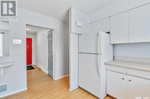 2506 Ewart Avenue, Saskatoon, SK - Indoor