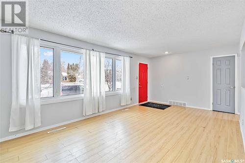 2506 Ewart Avenue, Saskatoon, SK - Indoor Photo Showing Other Room