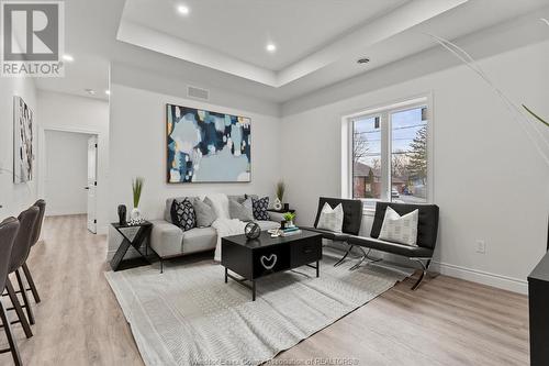 4782 Montgomery Drive Unit# A, Lasalle, ON - Indoor Photo Showing Living Room