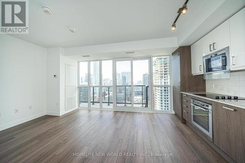 3105 - 77 Mutual Street, Toronto, ON - Indoor Photo Showing Kitchen With Upgraded Kitchen