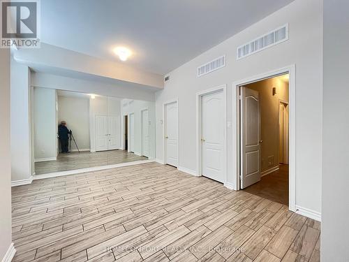 10397 Woodbine Avenue, Markham, ON - Indoor Photo Showing Other Room