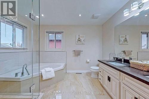 Upper - 44 Alpine Crescent, Richmond Hill, ON - Indoor Photo Showing Bathroom