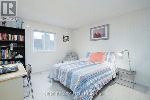 13 Sparklett Crescent, Brampton, ON - Indoor Photo Showing Bedroom