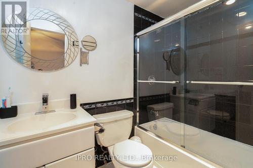 13 Sparklett Crescent, Brampton, ON - Indoor Photo Showing Bathroom