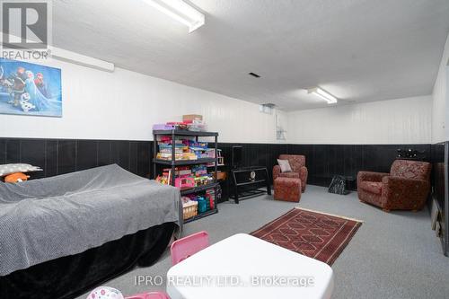 13 Sparklett Crescent, Brampton, ON - Indoor Photo Showing Bedroom