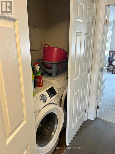 209 Hartsmere Drive, Ottawa, ON - Indoor Photo Showing Laundry Room