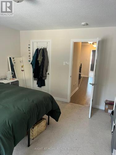 209 Hartsmere Drive, Ottawa, ON - Indoor Photo Showing Bedroom