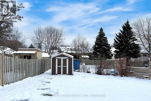 29 Wellington Avenue E, Oshawa, ON - Outdoor