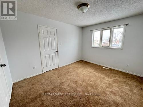 24 Neelands Street, Barrie, ON - Indoor Photo Showing Other Room