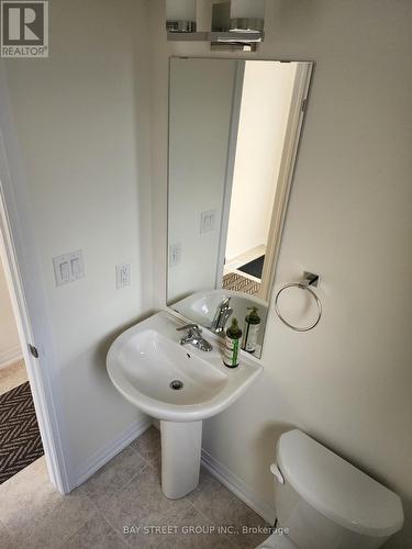 102 West Creek Court, Welland, ON - Indoor Photo Showing Bathroom