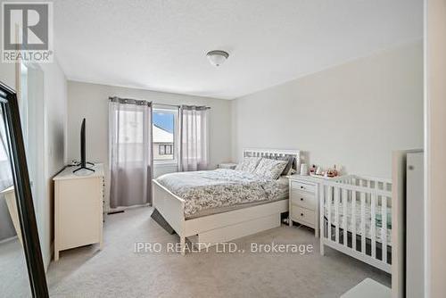 5 Sapphire Way N, Thorold, ON - Indoor Photo Showing Bedroom