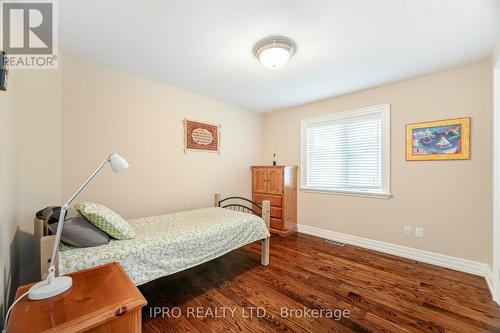 1080 Haig Boulevard, Mississauga, ON - Indoor Photo Showing Bedroom