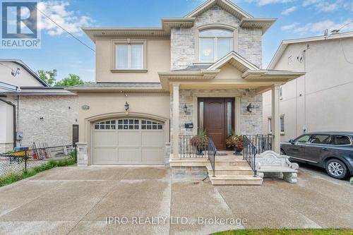 1080 Haig Boulevard, Mississauga, ON - Indoor Photo Showing Living Room