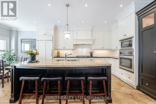 1080 Haig Boulevard, Mississauga, ON - Indoor Photo Showing Kitchen With Stainless Steel Kitchen With Double Sink With Upgraded Kitchen