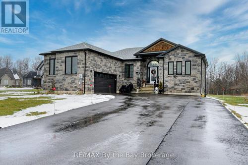 16 Walnut Drive, Wasaga Beach, ON - Outdoor With Facade