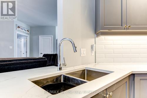 16 Walnut Drive, Wasaga Beach, ON - Indoor Photo Showing Kitchen With Double Sink