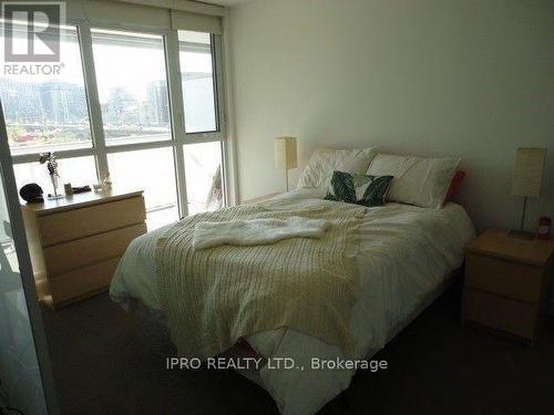 602 - 75 Queens Wharf Road, Toronto, ON - Indoor Photo Showing Bedroom