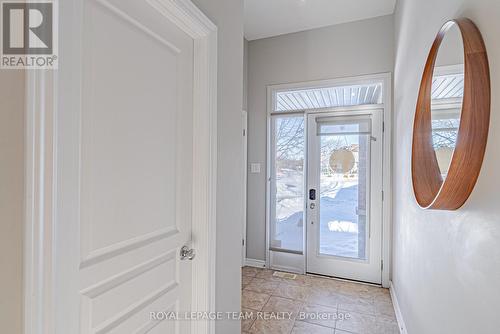 1136 Tischart Crescent, Ottawa, ON - Indoor Photo Showing Other Room