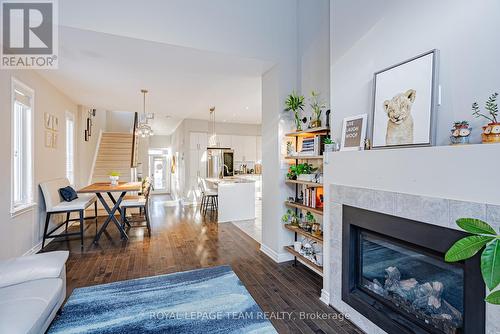 1136 Tischart Crescent, Ottawa, ON - Indoor Photo Showing Living Room With Fireplace