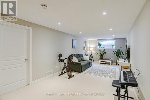 1136 Tischart Crescent, Ottawa, ON - Indoor Photo Showing Other Room