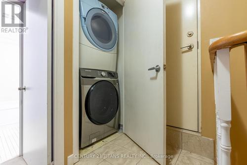 Th329 - 38 Lee Centre Drive, Toronto, ON - Indoor Photo Showing Laundry Room