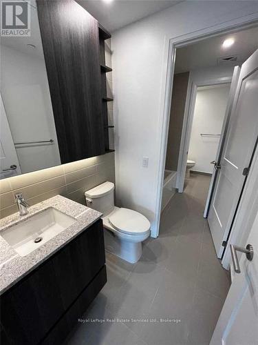 511 - 21 Park Place E, Mississauga (Port Credit), ON - Indoor Photo Showing Bathroom