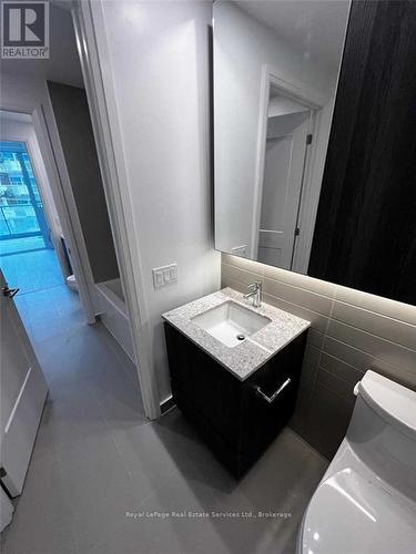 511 - 21 Park Place E, Mississauga (Port Credit), ON - Indoor Photo Showing Bathroom