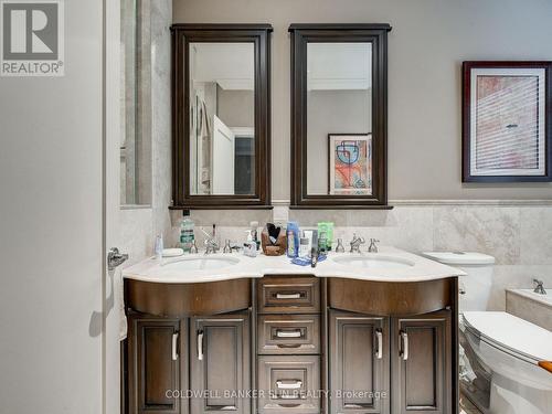 8283 Kipling Avenue, Vaughan, ON - Indoor Photo Showing Bathroom