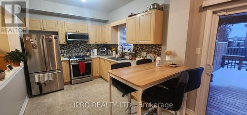 50 Batteaux Street W, Barrie, ON - Indoor Photo Showing Kitchen