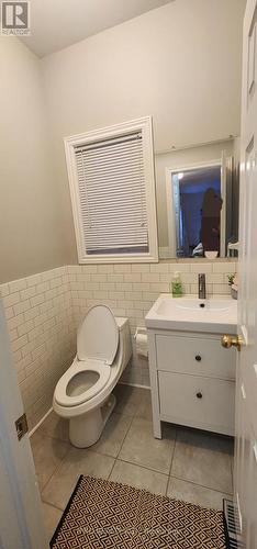 50 Batteaux Street W, Barrie, ON - Indoor Photo Showing Bathroom