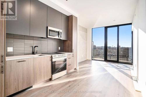 Uph 11 - 10 James Street, Ottawa, ON - Indoor Photo Showing Kitchen With Upgraded Kitchen