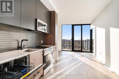 Uph 11 - 10 James Street, Ottawa, ON - Indoor Photo Showing Kitchen