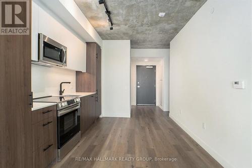 Lph4 - 10 James Street, Ottawa, ON - Indoor Photo Showing Kitchen