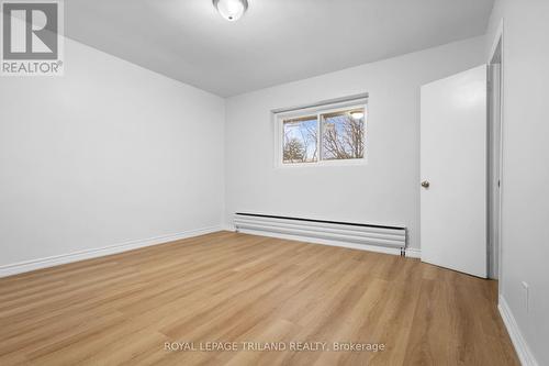 4 - 358 Hilton Avenue, London, ON - Indoor Photo Showing Other Room